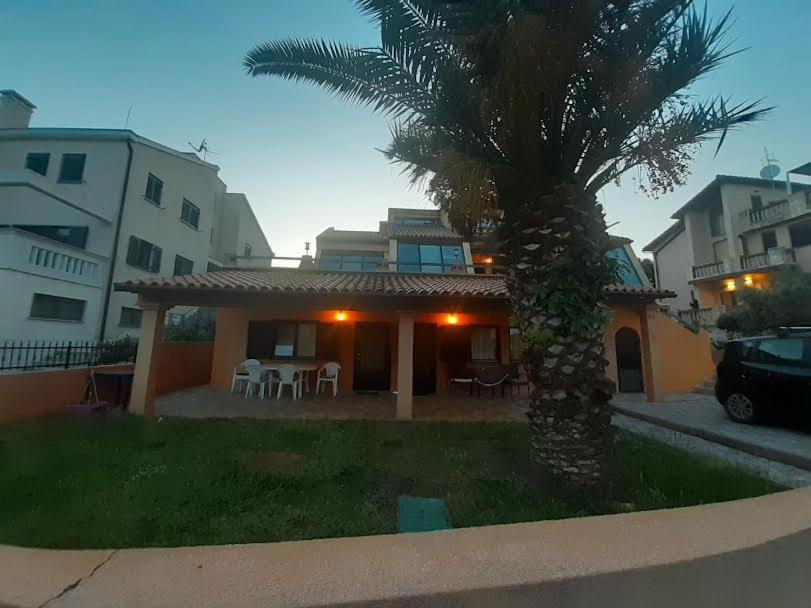 Apartmani Delas Pjescana Uvala Exteriör bild